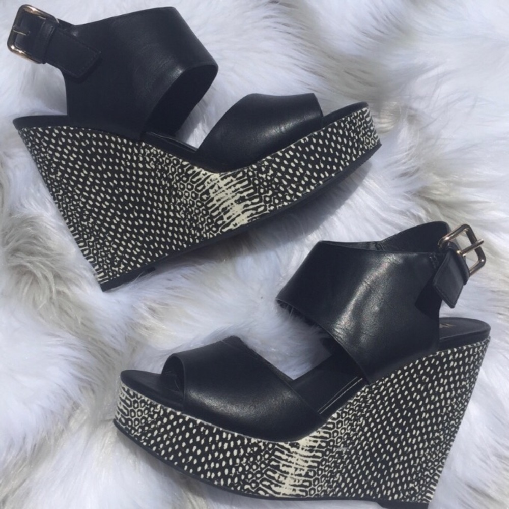 Black Wedges Size 8 with Strap